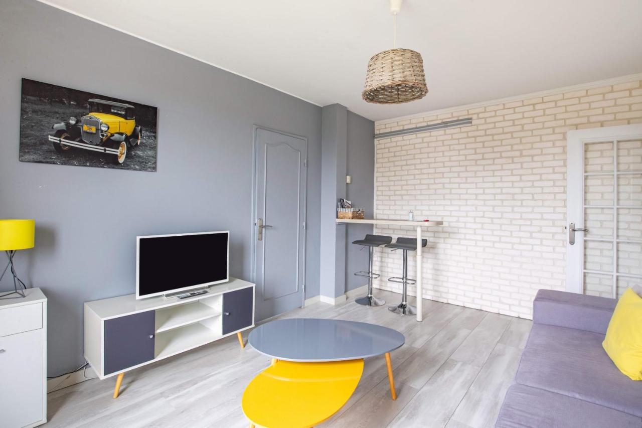 Appart T3 Bien Situe A Bourges + Wifi Экстерьер фото